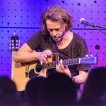 Dominic Miller Trio nadchlo posluchače v klubu Jazz Dock