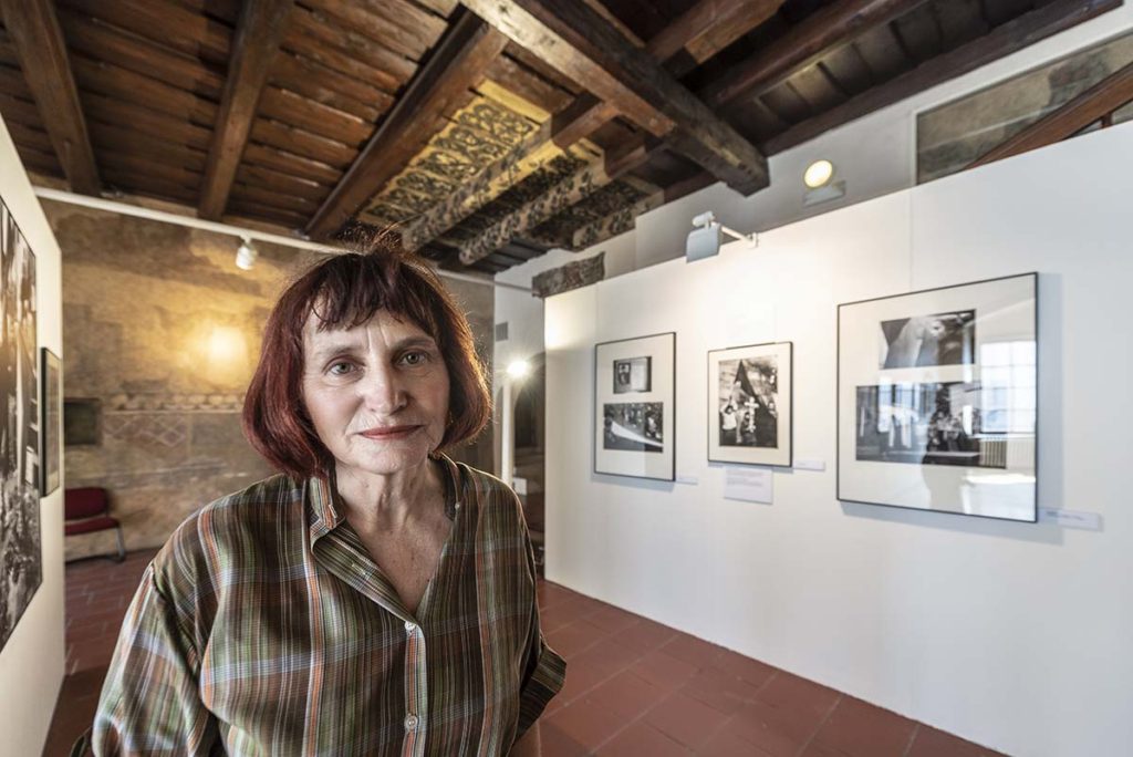 Výstava fotografií na Staroměstské radnici připomíná 50.výročí  invaze Československa vojsky Varšavské smlouvy a další přelomové události, které následovaly