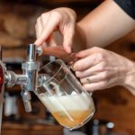 Co je česká pivní kultura a jak ji vidí Milan Rejholec, který otevřel Andělský pivovar na Smíchově