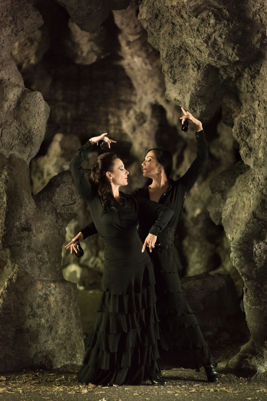 IRENE ALVAREZ & VIRGINIE DELGADO: Snění o Carmen IRENE ALVAREZ & VIRGINIE DELGADO: Snění o Carmen