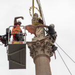 Mariánský sloup se vrátil na Staroměstské náměstí