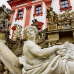 Nejistá sezóna – výstava plastik v Trojském zámečku