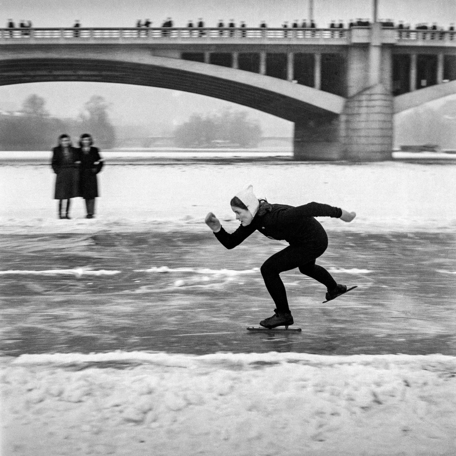 Ve střehu – fotograf Emil Fafek v Leica Gallery