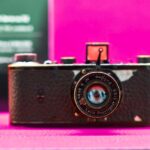 Na 46. aukci Leitz Photographica byl fotoaparát Leica I vydražen za 7,2 milionu eur.