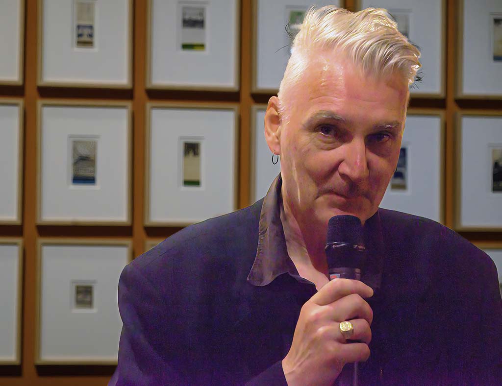 Výstava David Lynch: Up in Flames v Centru DOX