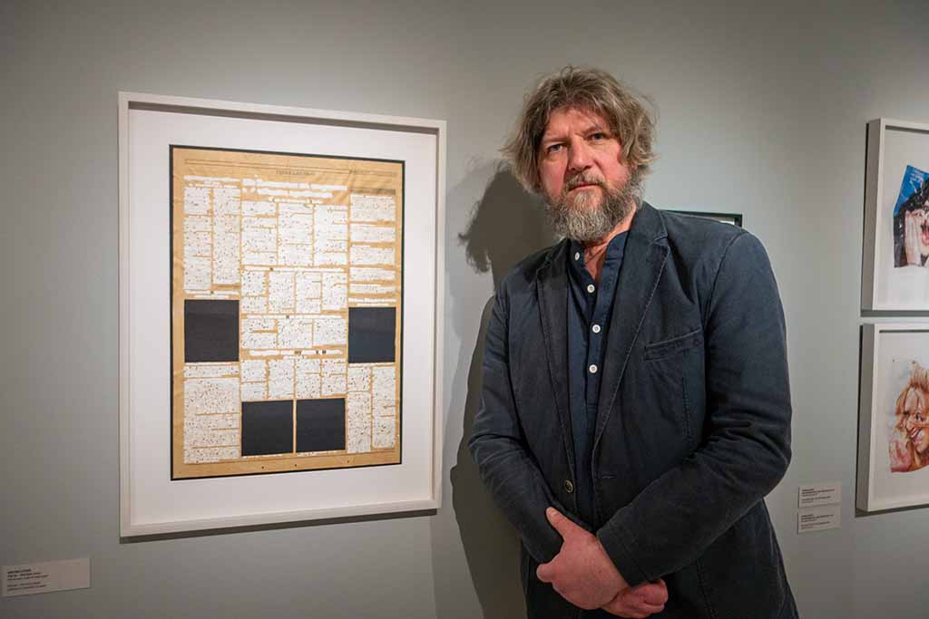 HIT BY NEWS – výstava v centru DOX zkoumá vztah umění a médií v historickém kontextu